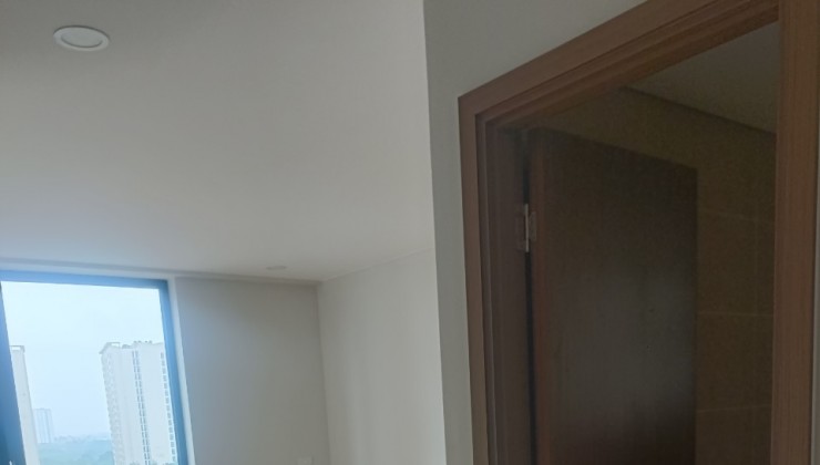 Cho thuê Căn góc chung cư ROSE TOWN nhìn Hồ Yên Sở và Linh Đàm , Hoàng Liệt, Hoàng Mai